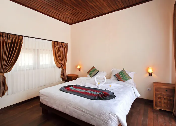 Casa de hóspedes Kabeh Jati Garden & Restaurant Tanglad