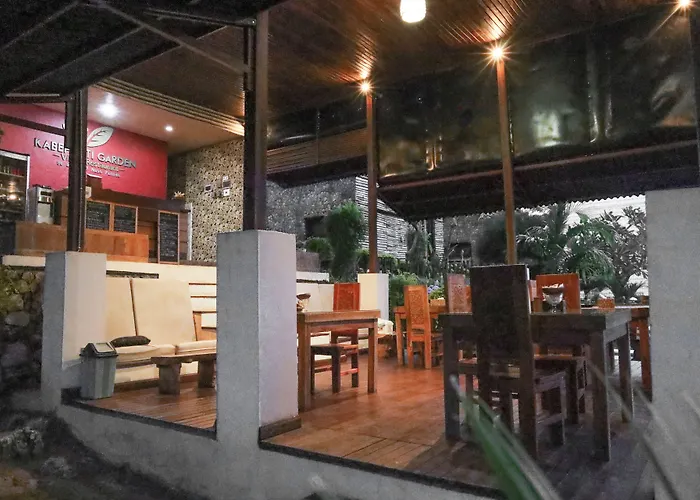 Casa de hóspedes Kabeh Jati Garden & Restaurant