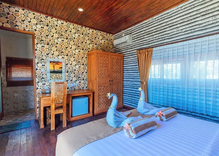 Kabeh Jati Garden & Restaurant Casa de hóspedes 3*