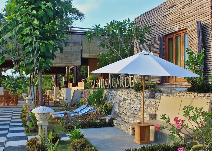 Casa de hóspedes Kabeh Jati Garden & Restaurant Tanglad