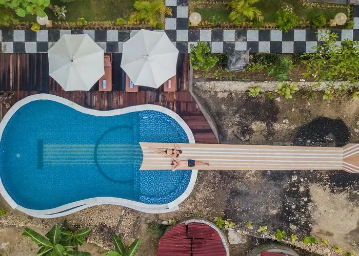 Casa de hóspedes Kabeh Jati Garden & Restaurant