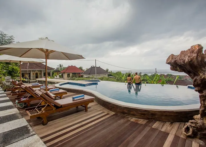 Kabeh Jati Garden & Restaurant